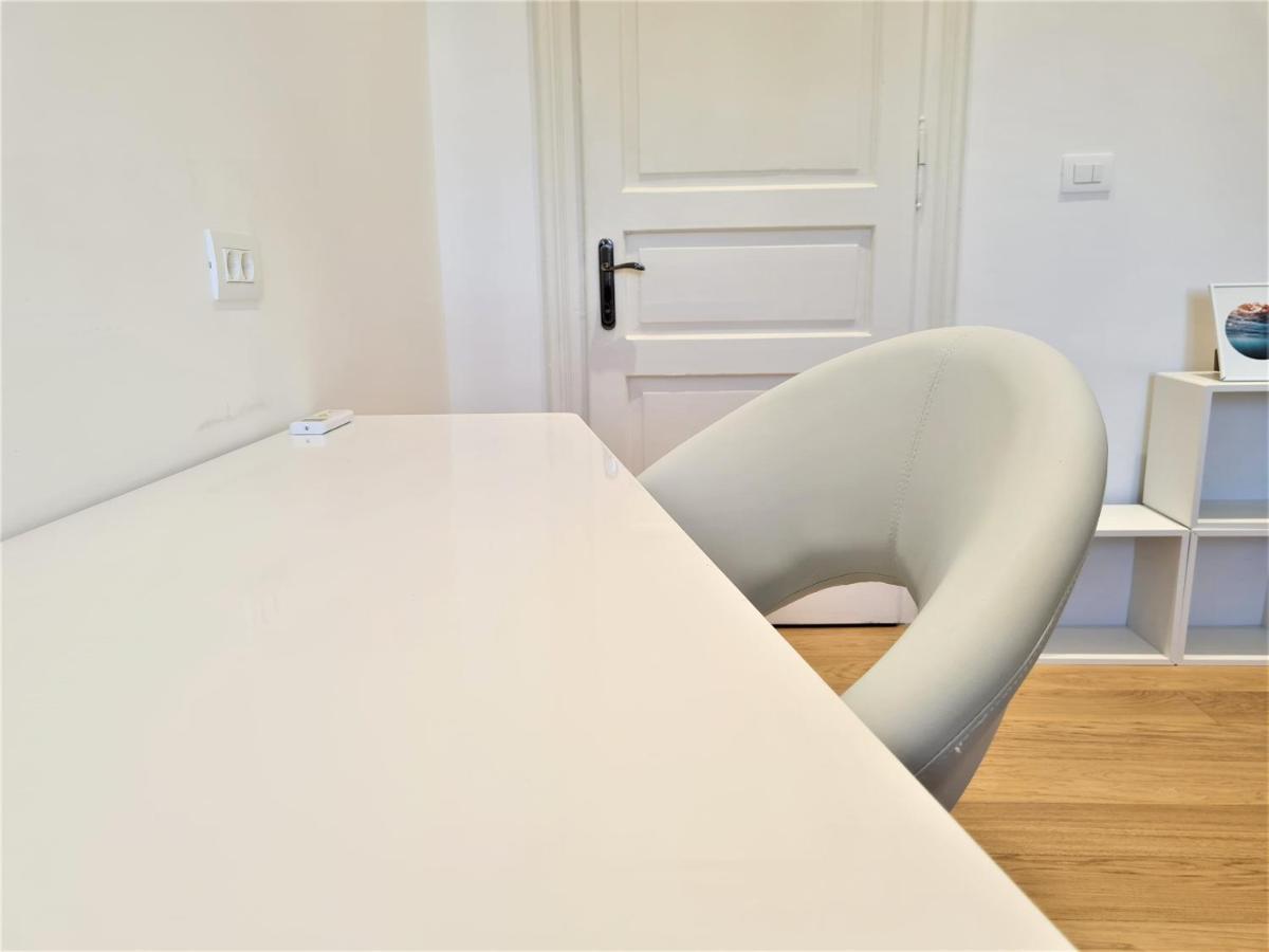 Tom'S Luxury Apartment Zadar, Branimirova Obala エクステリア 写真